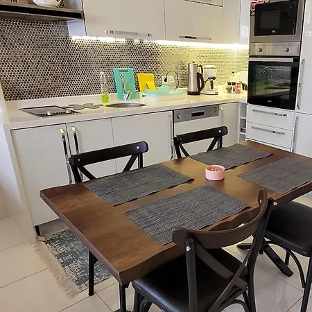 Appartement Kestel Moda Marine *